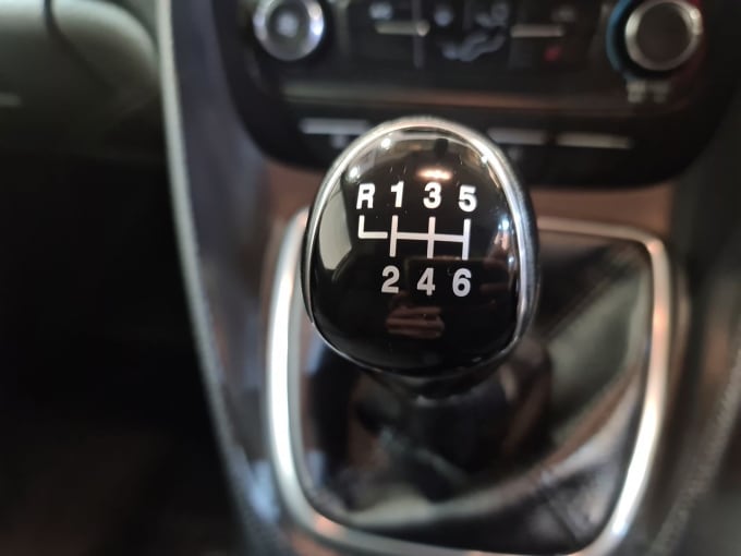 2025 Ford Transit Connect