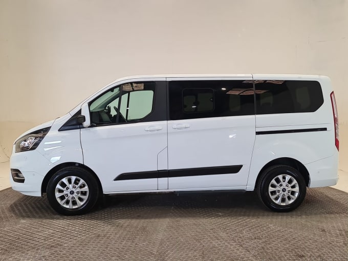 2025 Ford Tourneo Custom