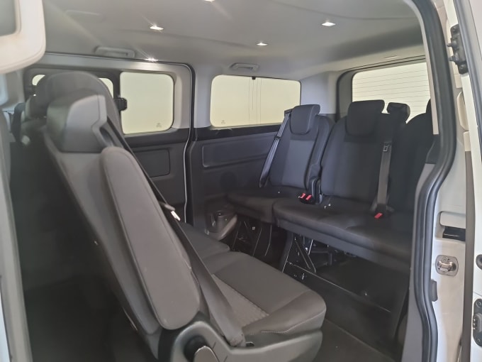 2025 Ford Tourneo Custom
