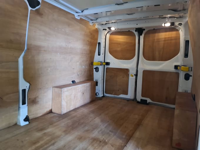 2025 Ford Transit Custom