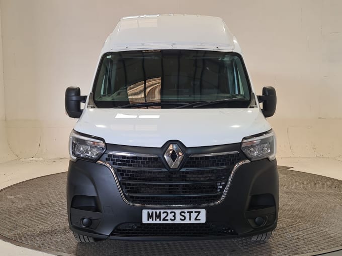 2025 Renault Master