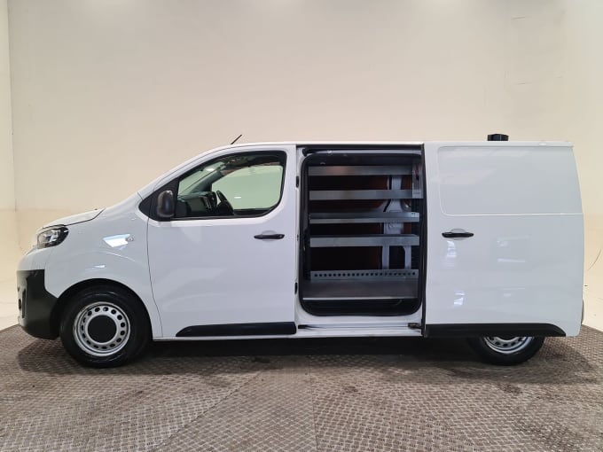 2025 Peugeot Expert