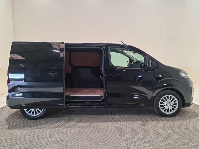2025 Vauxhall Vivaro