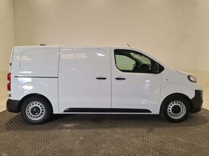 2025 Peugeot Expert