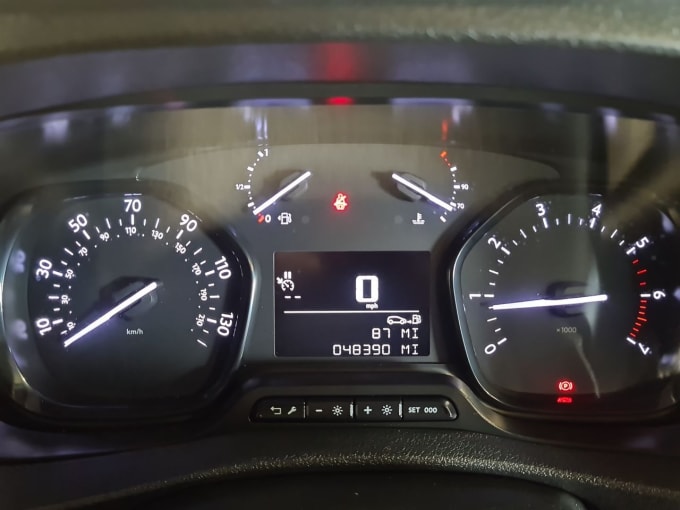 2025 Peugeot Expert