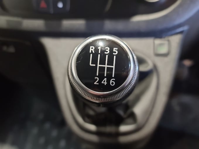 2025 Renault Trafic