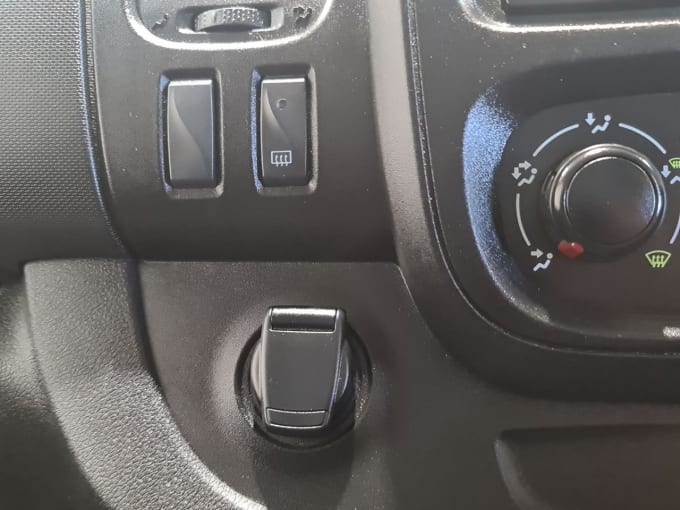 2025 Renault Trafic
