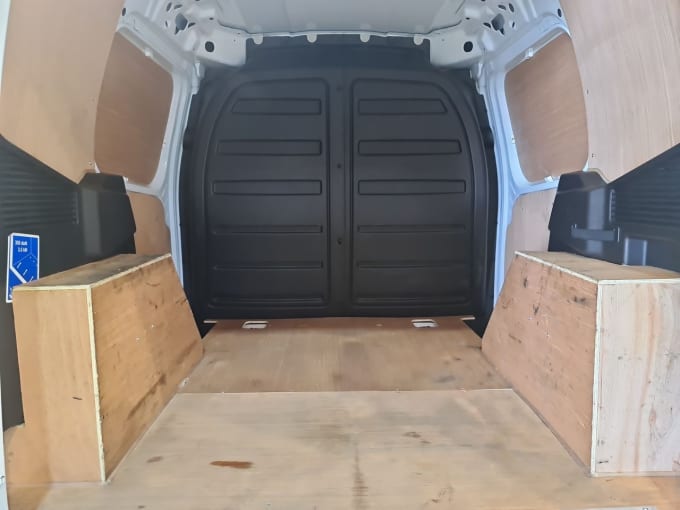 2025 Ford Transit Courier