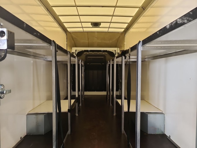 2025 Renault Master