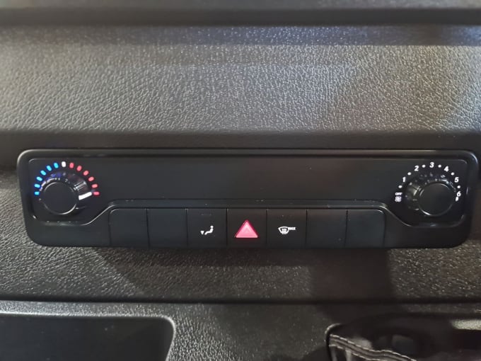 2025 Mercedes-benz Sprinter