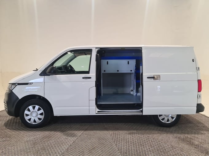 2025 Volkswagen Transporter