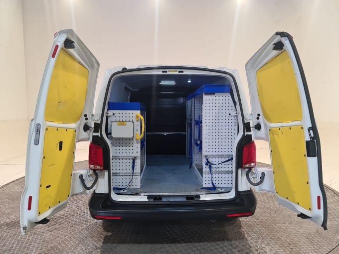 2025 Volkswagen Transporter