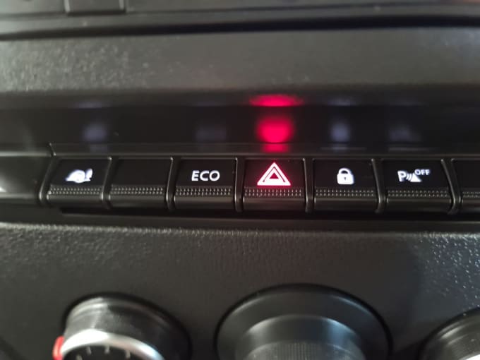 2025 Renault Master