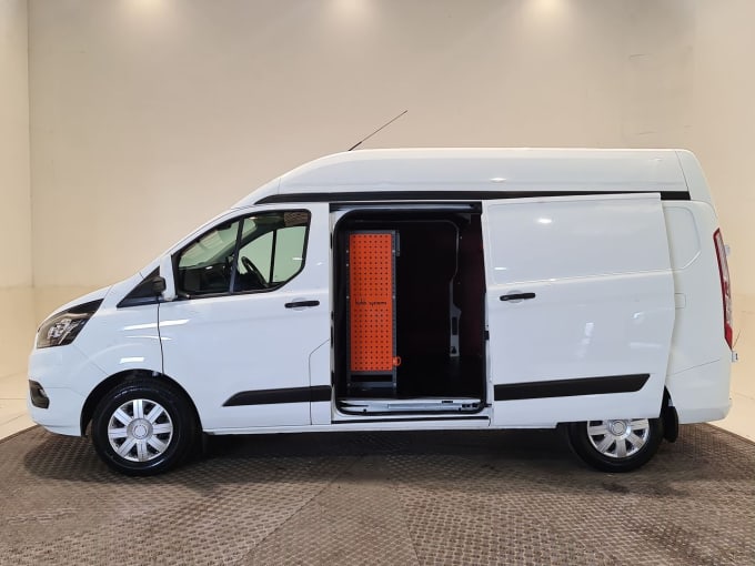 2025 Ford Transit Custom