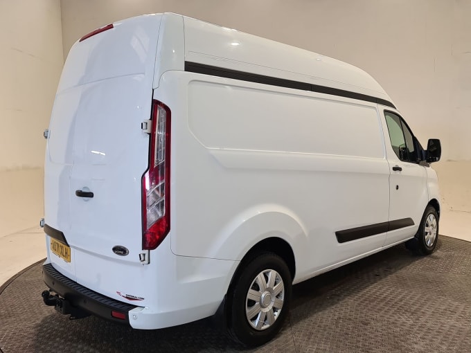 2025 Ford Transit Custom