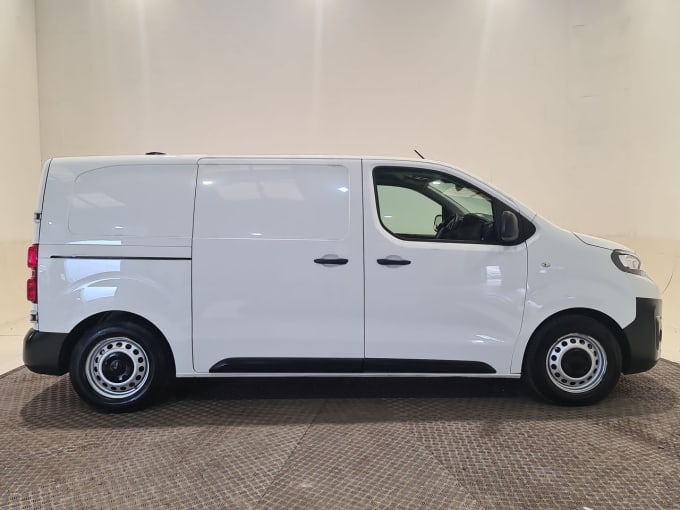 2025 Peugeot Expert