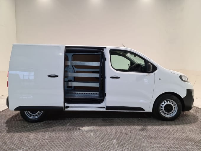 2025 Peugeot Expert