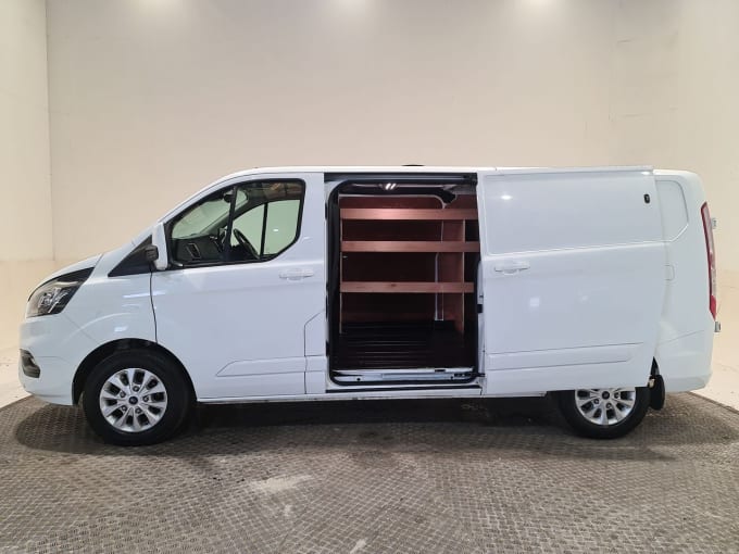 2025 Ford Transit Custom