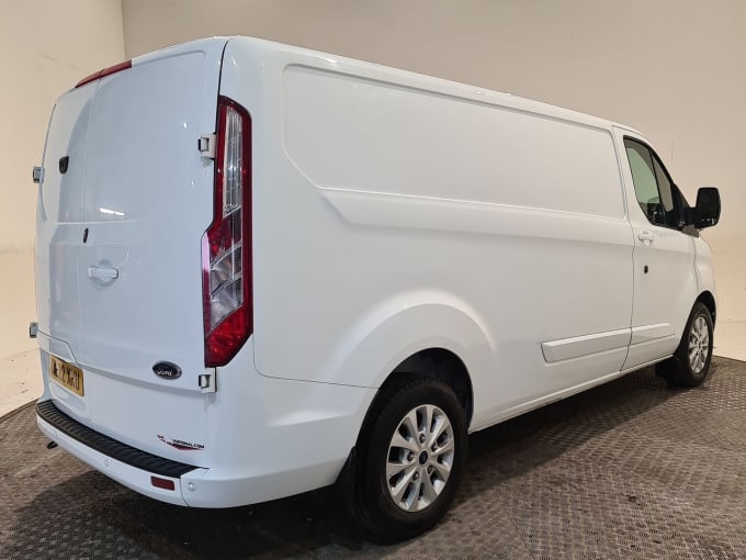 2025 Ford Transit Custom