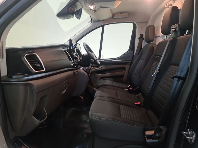 2023 Ford Transit Custom