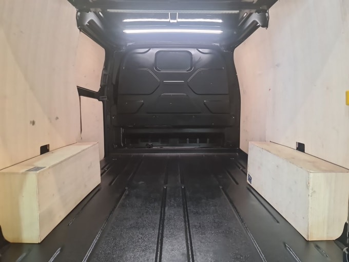 2023 Ford Transit Custom