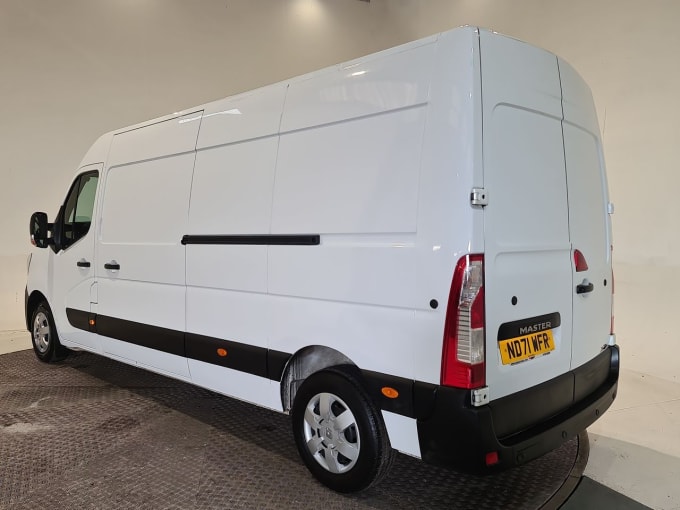 2025 Renault Master