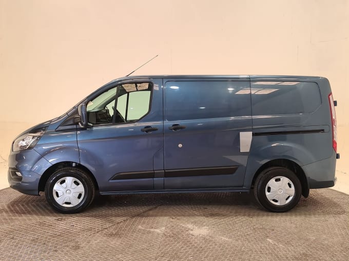 2025 Ford Transit Custom