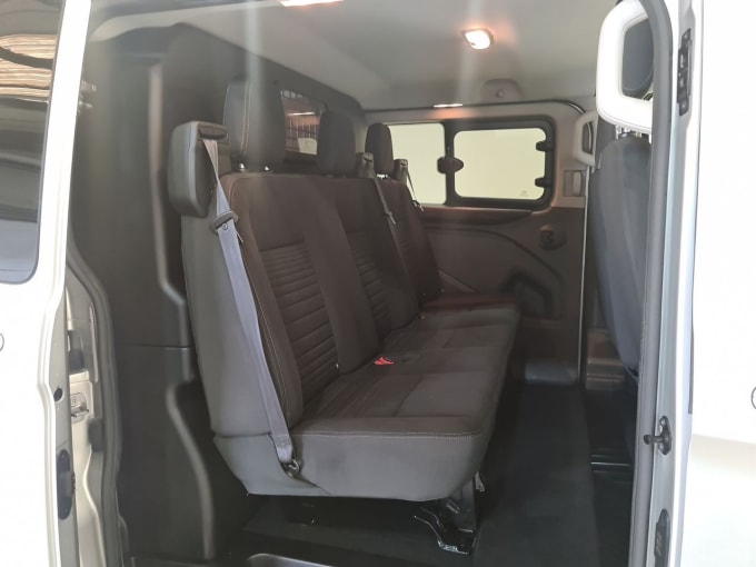2025 Ford Transit Custom