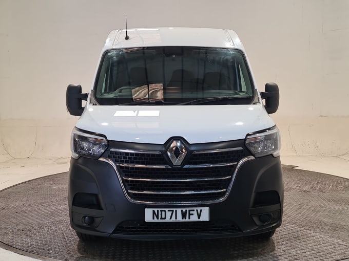 2025 Renault Master