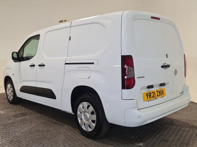 2025 Vauxhall Combo
