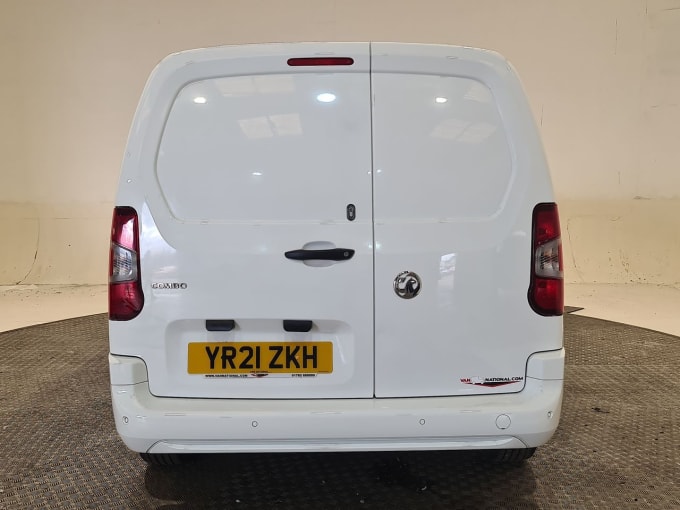 2025 Vauxhall Combo