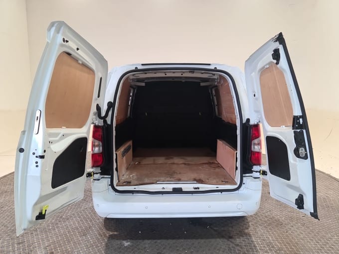 2025 Vauxhall Combo