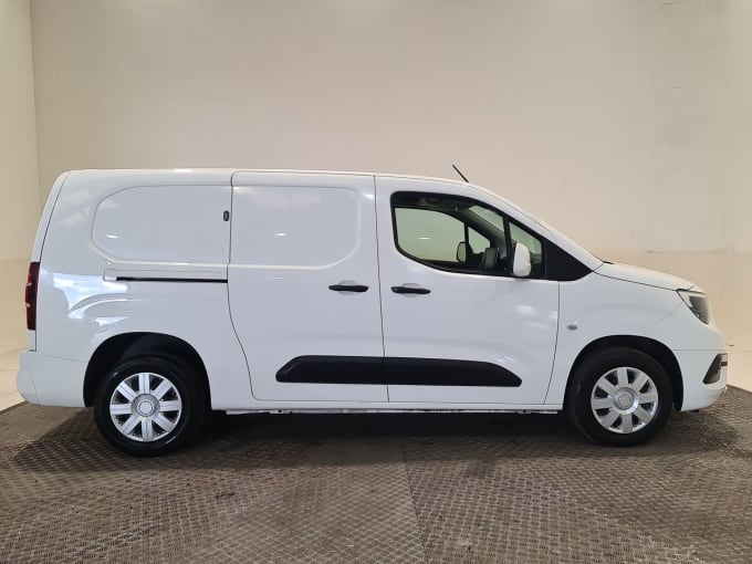 2025 Vauxhall Combo