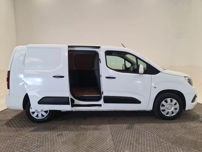 2025 Vauxhall Combo