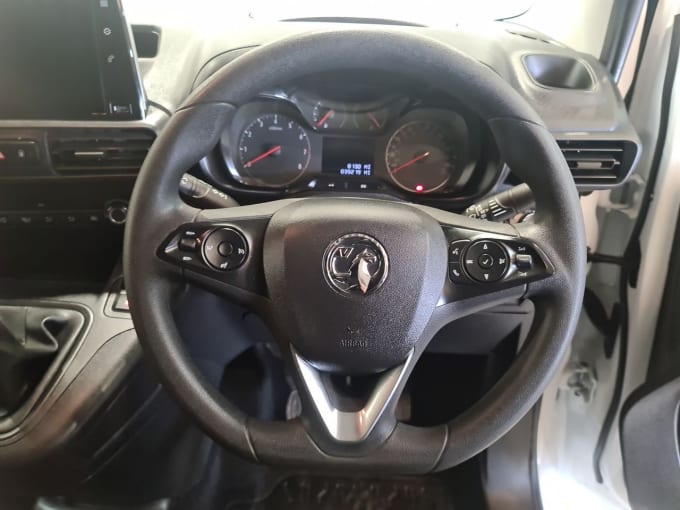 2025 Vauxhall Combo