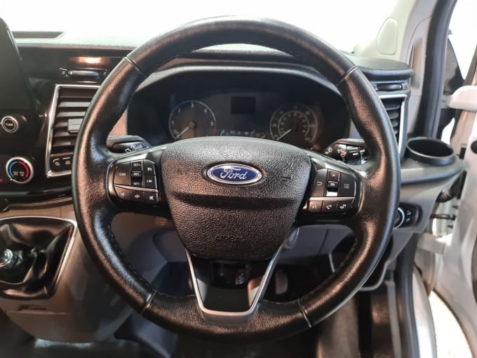 2025 Ford Transit Custom