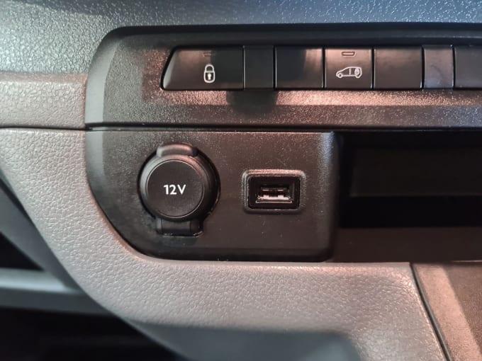 2025 Vauxhall Vivaro
