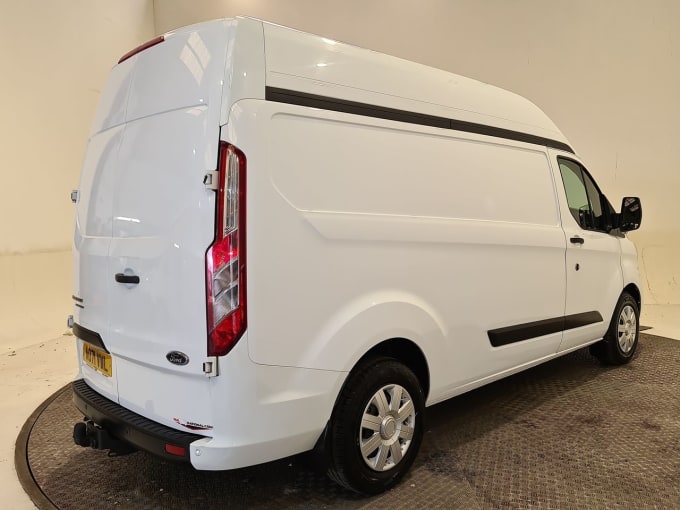 2025 Ford Transit Custom