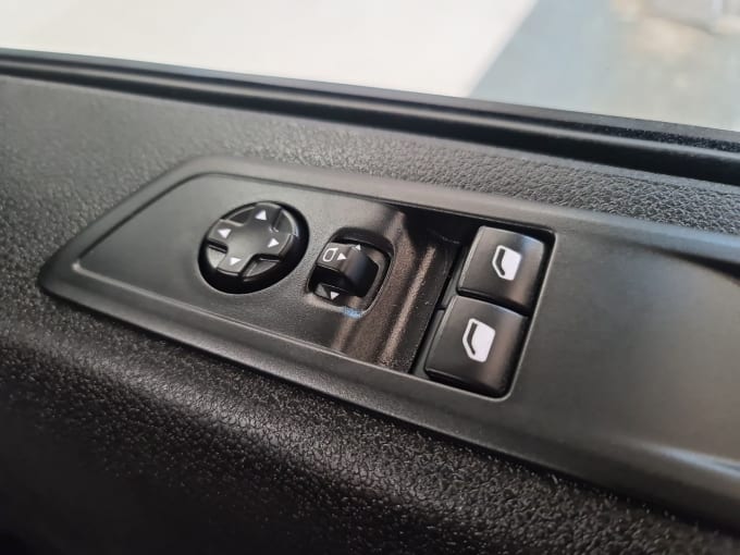 2025 Vauxhall Vivaro