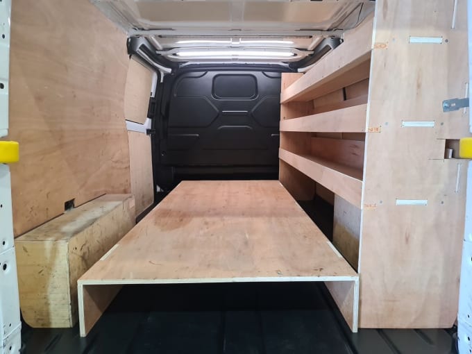 2025 Ford Transit Custom
