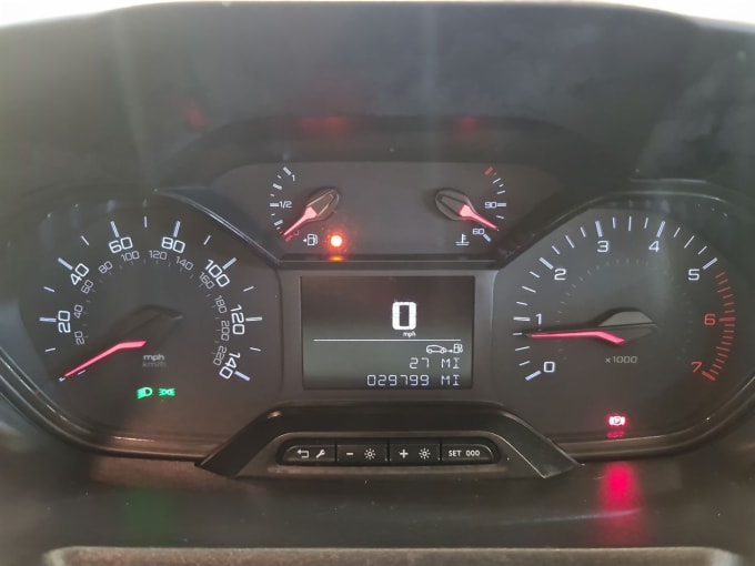 2025 Peugeot Partner