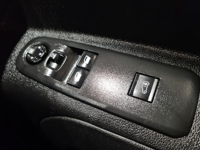 2025 Peugeot Partner