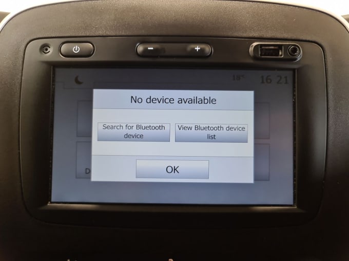 2025 Nissan Nv300