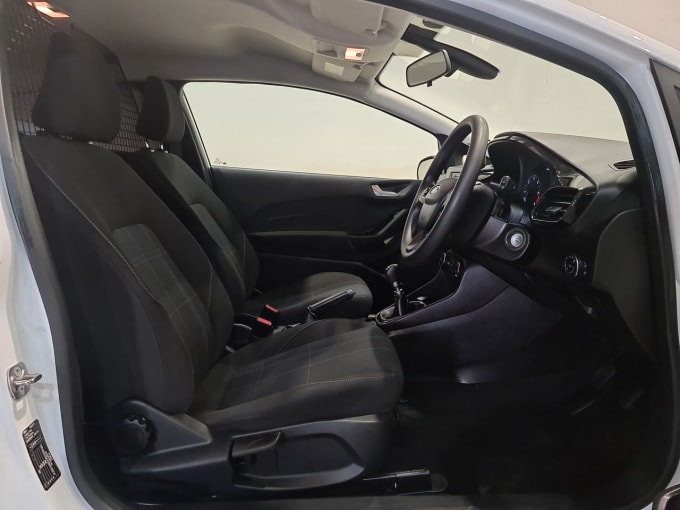2025 Ford Fiesta Van