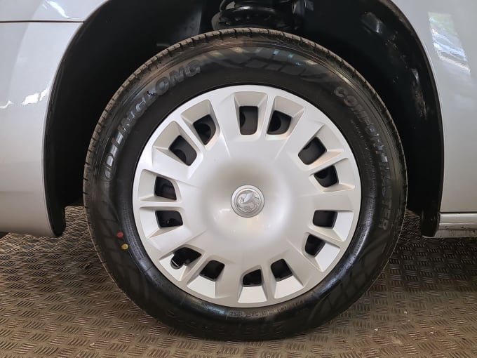 2025 Vauxhall Combo