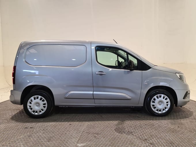 2025 Vauxhall Combo