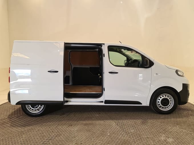 2025 Peugeot Expert