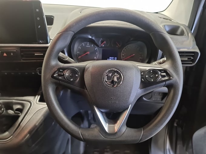 2025 Vauxhall Combo