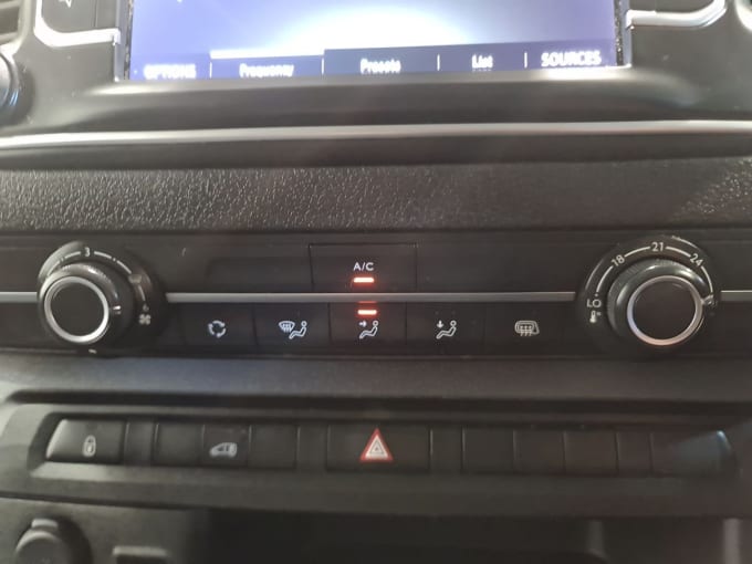2025 Vauxhall Vivaro