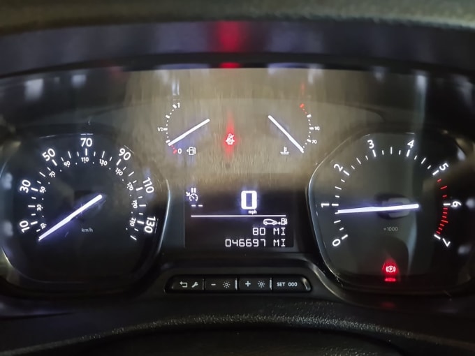 2025 Vauxhall Vivaro
